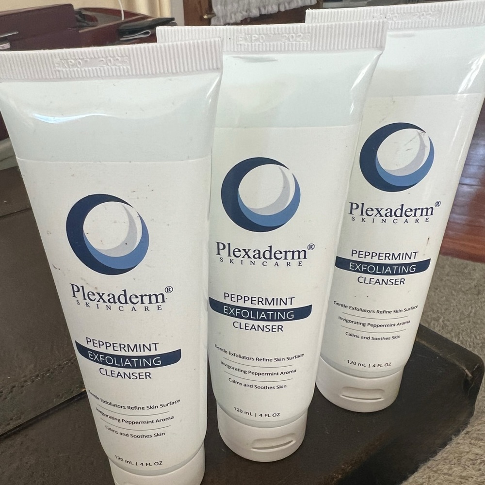 Three tubes Plexaderm peppermint facial scrub